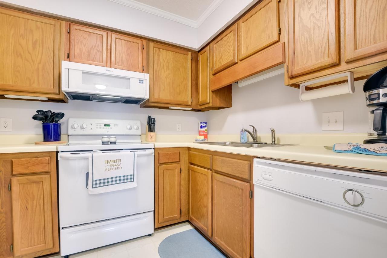 Sunny Condo - Private Ocean Isle Beach Access! Dış mekan fotoğraf
